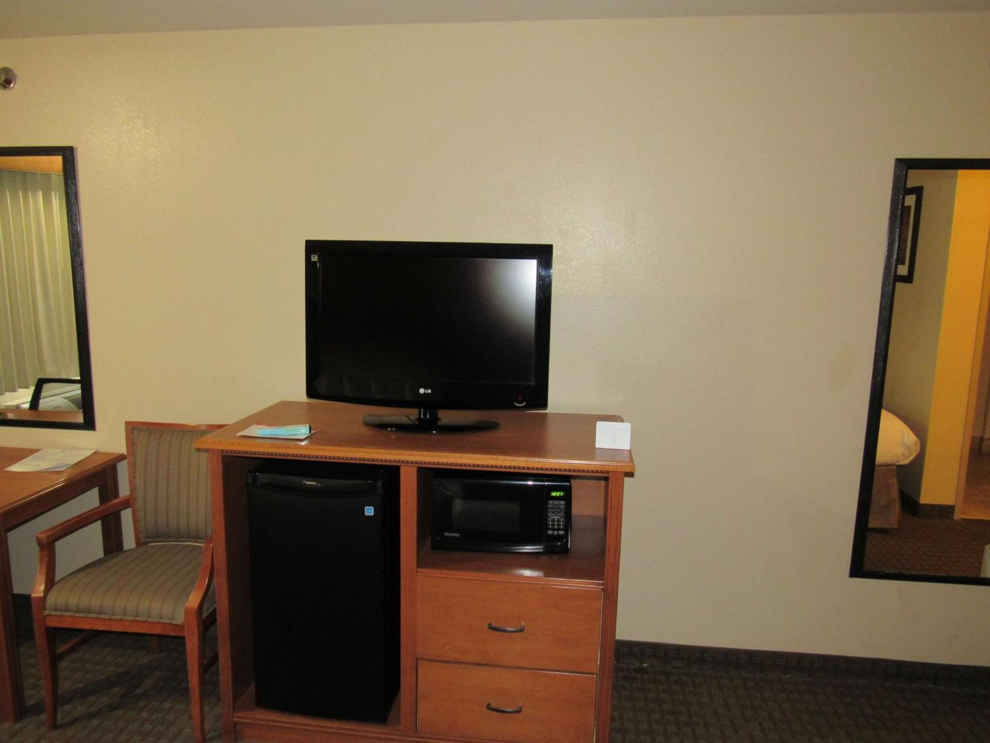 Best Western Empire Towers Sioux Falls Exterior photo