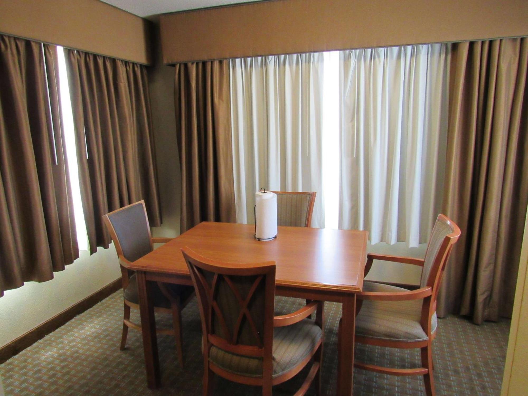 Best Western Empire Towers Sioux Falls Exterior photo